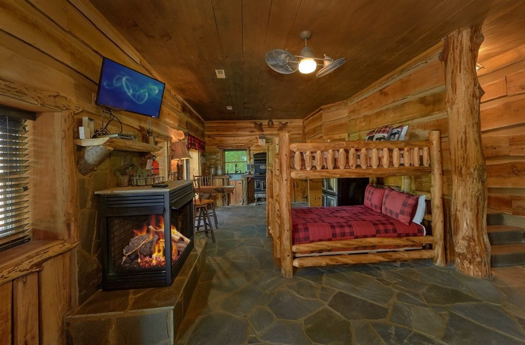 2450 Dove View Road Sevierville, TN 37862 - Photo 26 of 35 Gallery Image 26