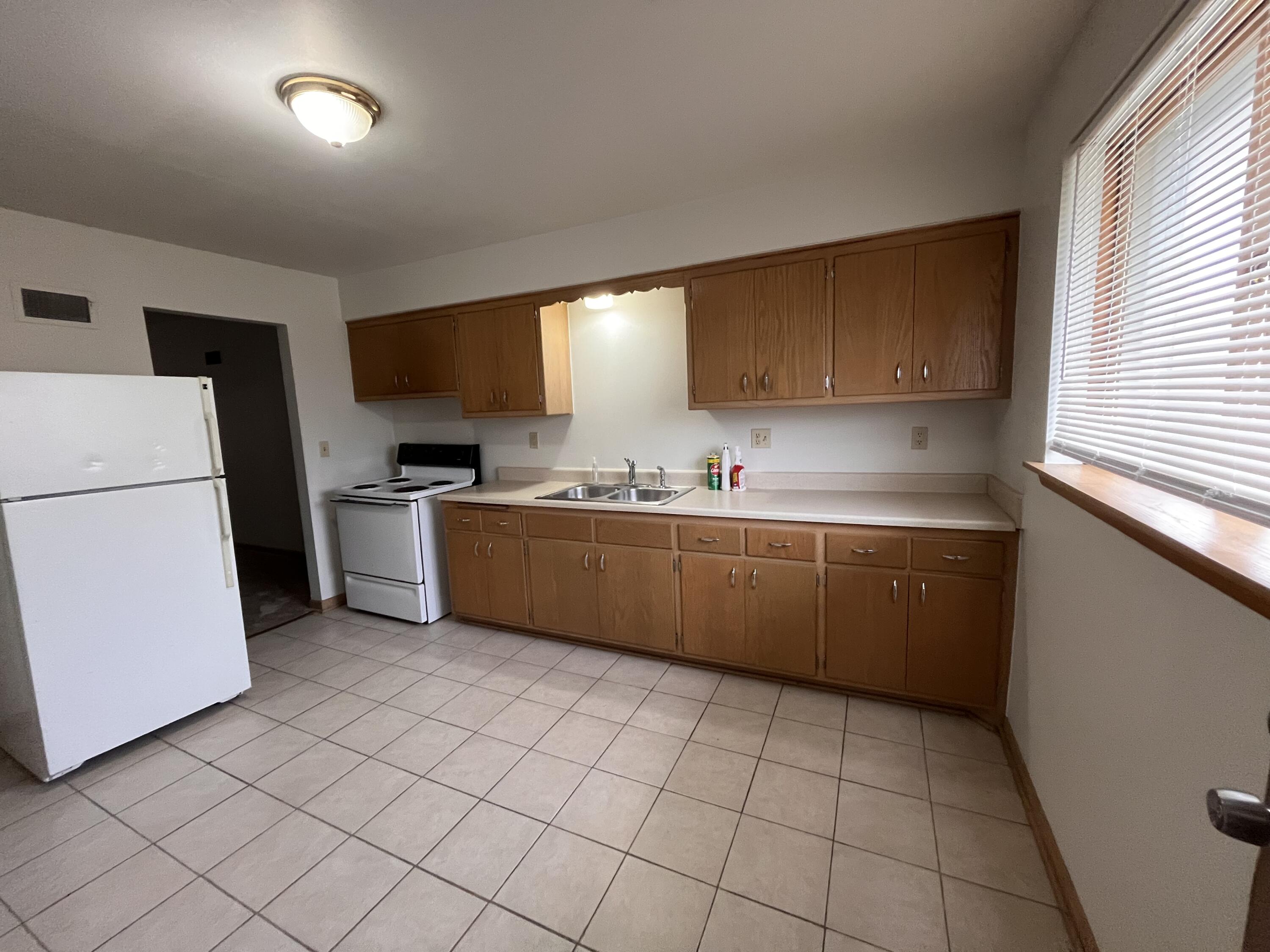 3473 South 83rd Street Milwaukee, WI 53219 - Photo 2 of 8 Kitchen