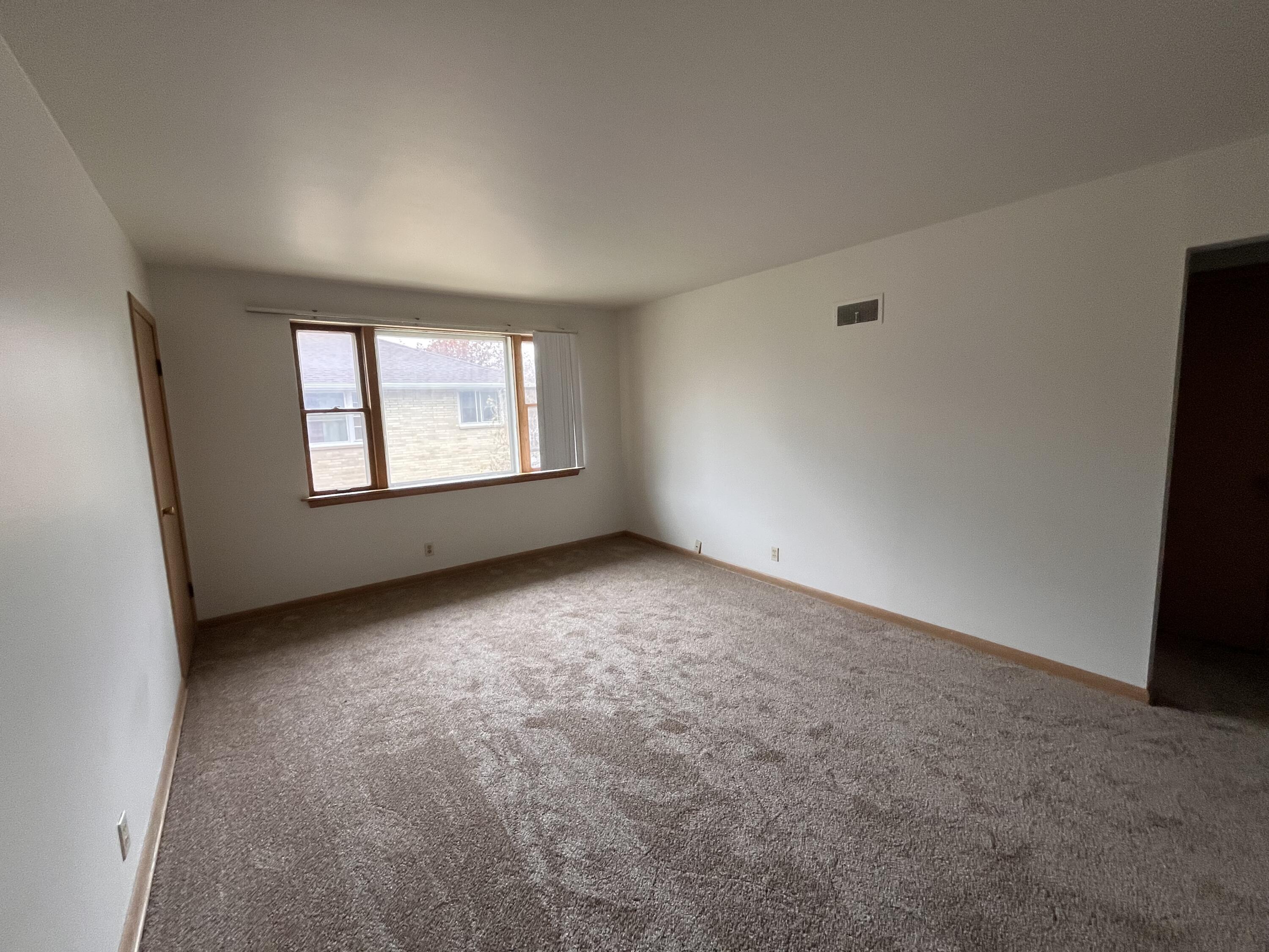 3473 South 83rd Street Milwaukee, WI 53219 - Photo 3 of 8 Living Room