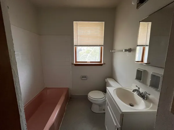 $1,099 | 3473 South 83rd Street, Milwaukee, WI 53219