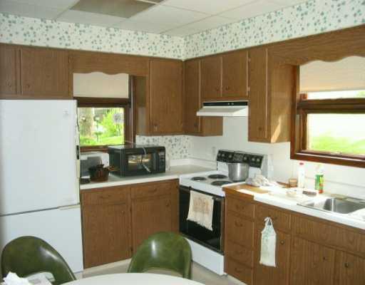234 Oak Street Butler, PA 16001 - Photo 3 of 8 Kitchen.