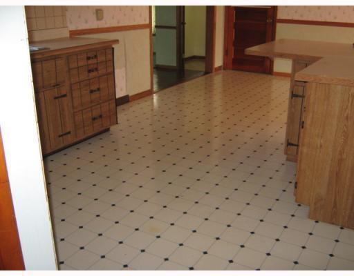 246 Brest Road New Castle, PA 16105 - Photo 2 of 7 Kitchen.