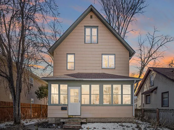 $450,000 | 863 23rd Avenue Southeast, Minneapolis, MN 55414