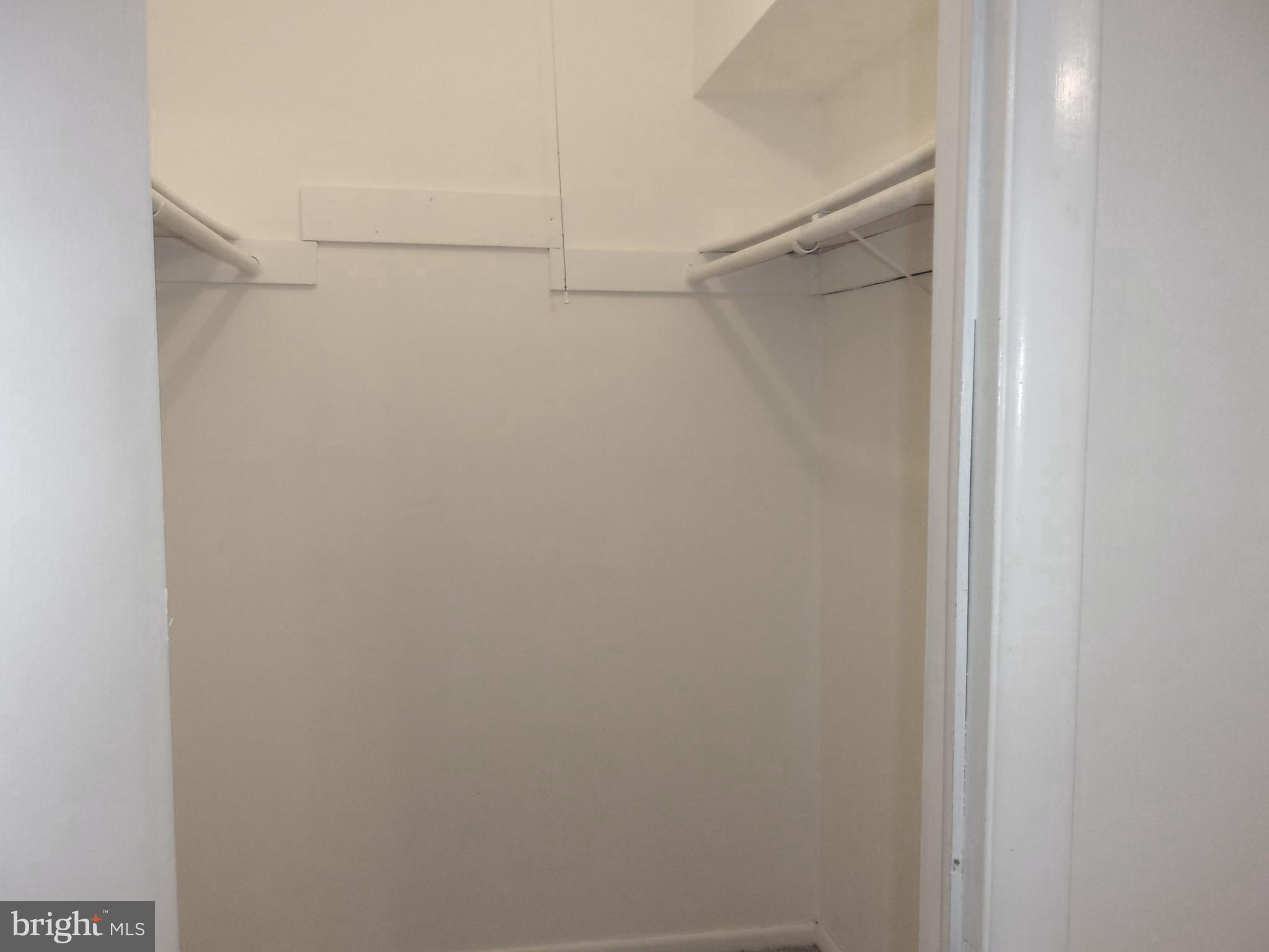 48 Chelsea Circle Clementon, NJ 08021 - Photo 15 of 15 a view of a small space