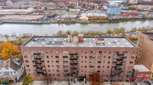 $179,000 | 2545 Sedgwick Avenue, Unit 2J | Fordham Manor