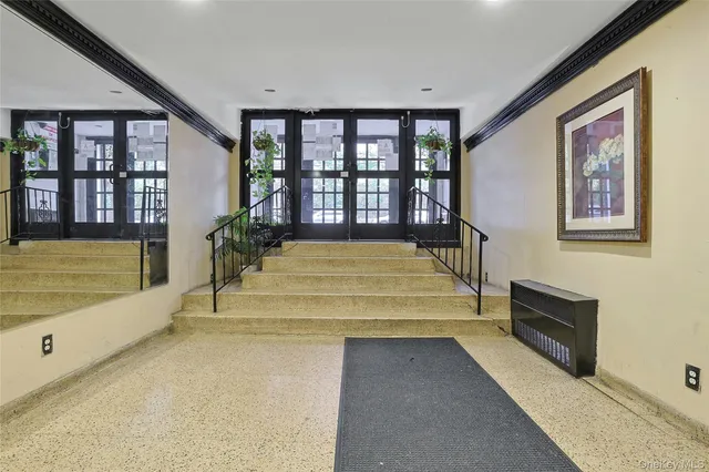 $179,000 | 2545 Sedgwick Avenue, Unit 2J | Fordham Manor