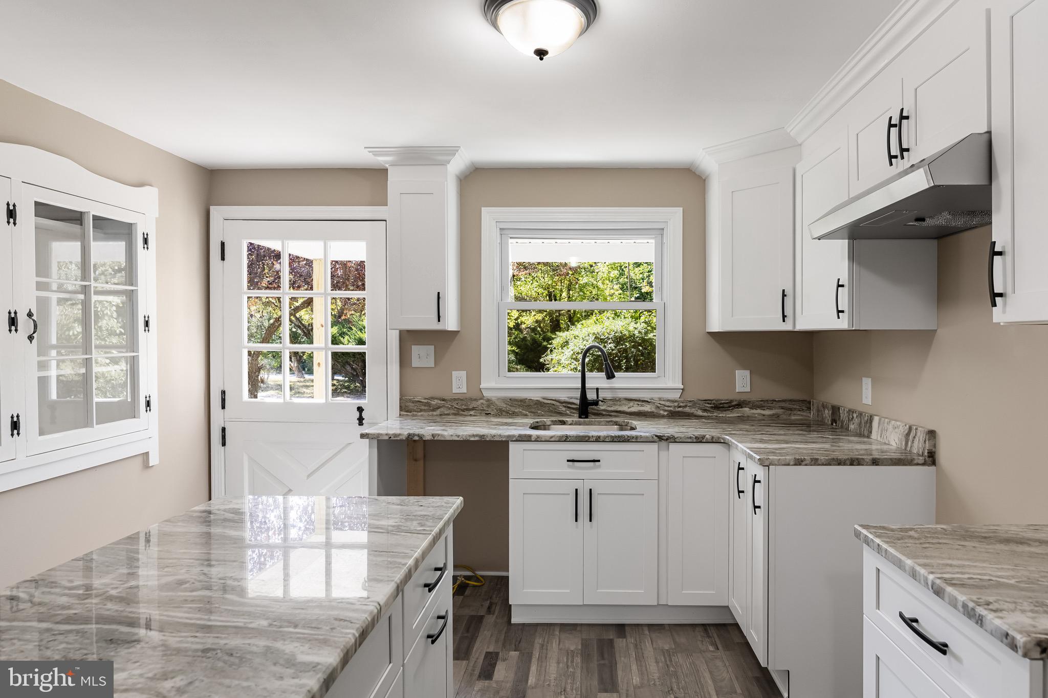 44 Willow Grove Road Elmer, NJ 08318 - Photo 11 of 48 Kitchen