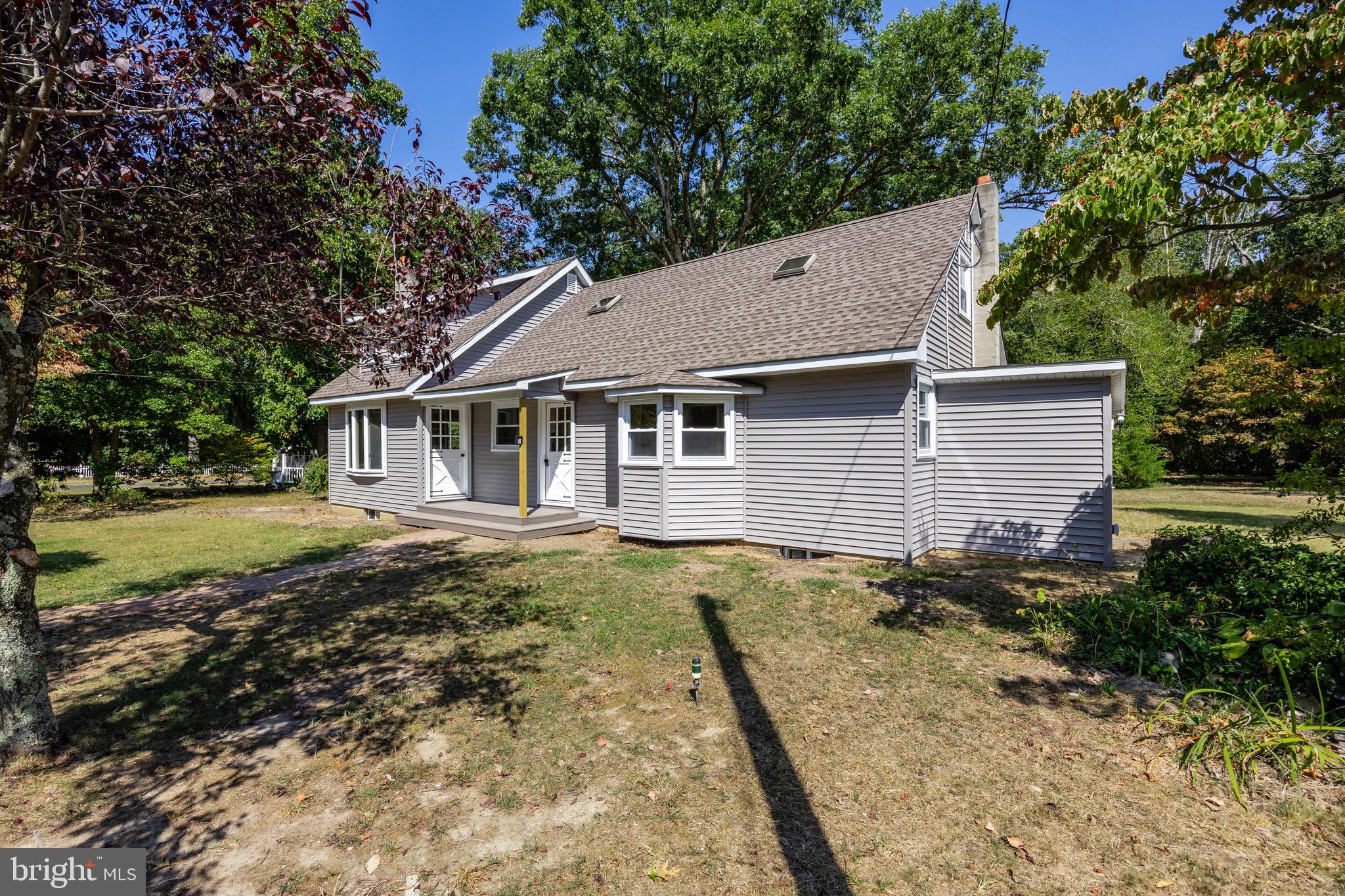 44 Willow Grove Road Elmer, NJ 08318 - Photo 3 of 48 Front