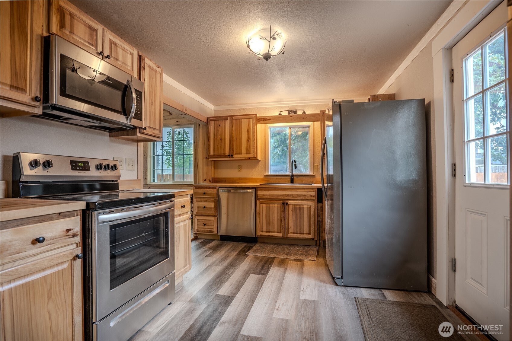 210 South Market Street Bucoda, WA 98530 - Photo 6 of 15