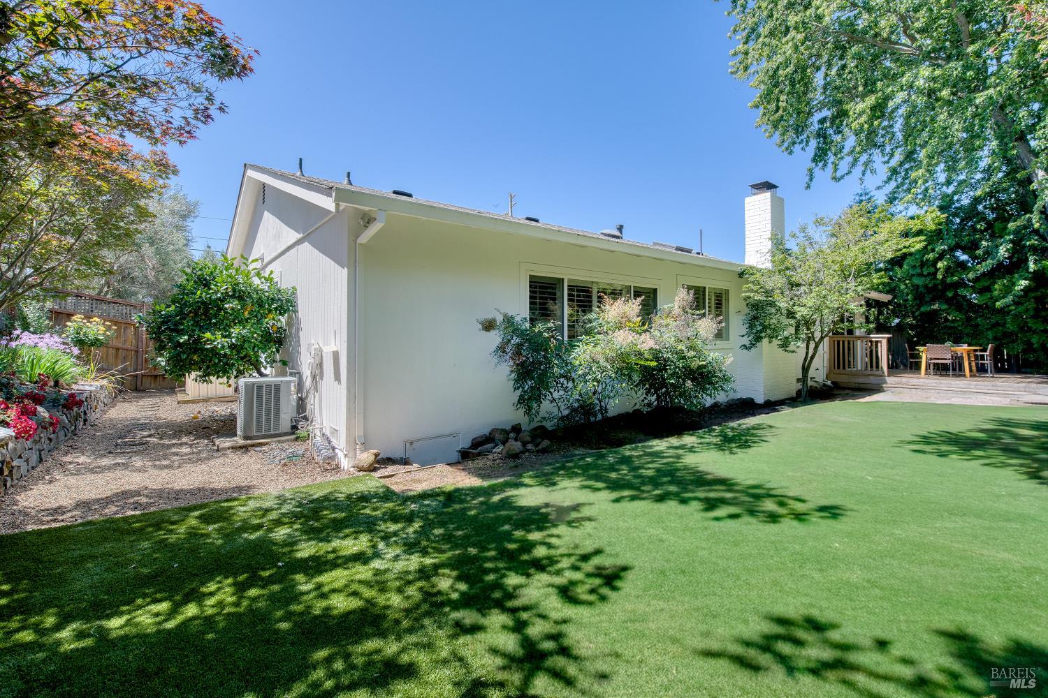 1982 Benton Lane Novato, CA 94945 - Photo 24 of 26