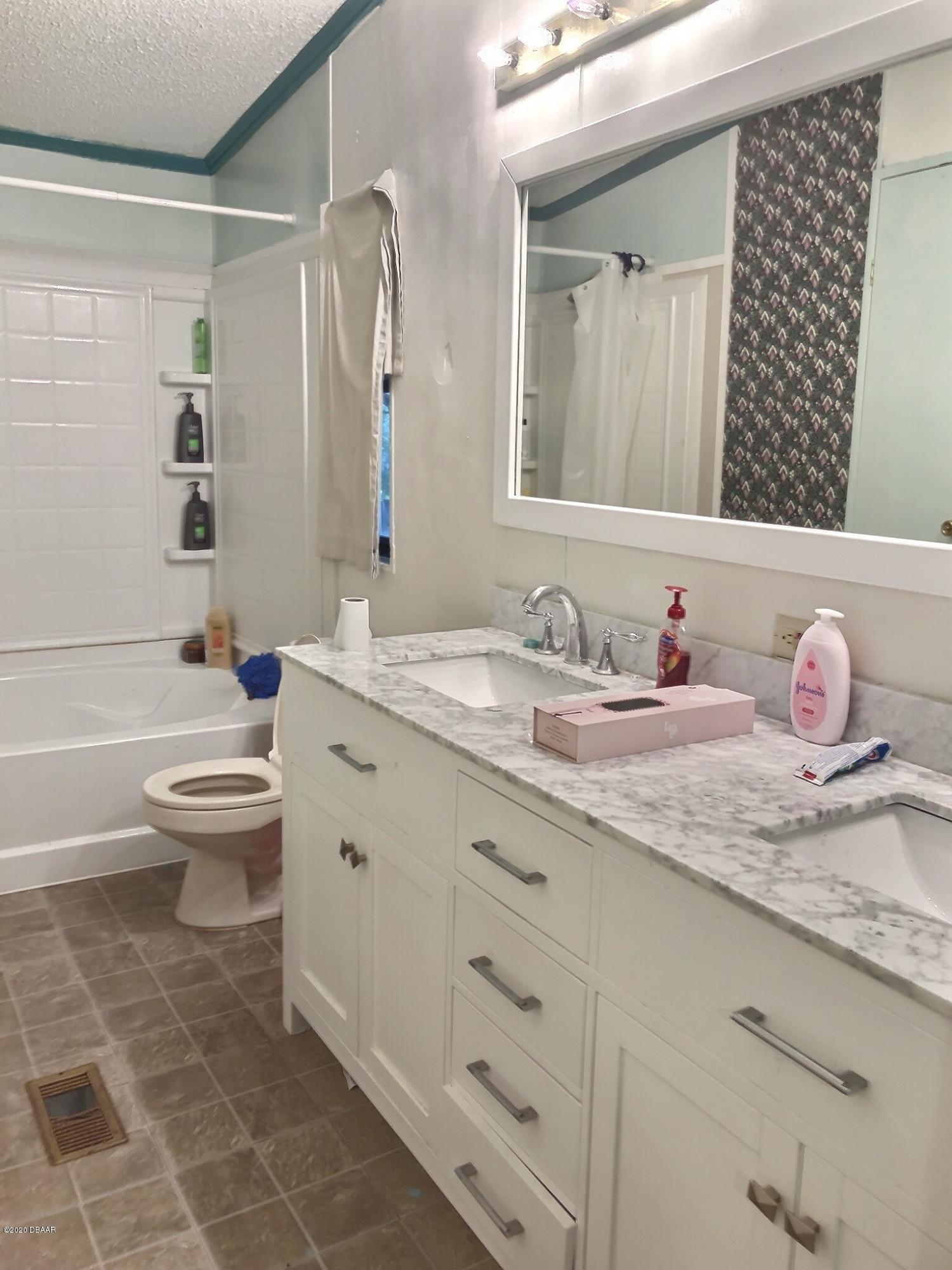 55624 Sam Street Astor, FL 32102 - Photo 14 of 18 IMG_3579