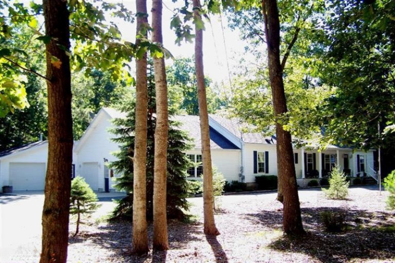 6118 North Ridge Road Pentwater, MI 49449 - Photo 3 of 24 Additional Photo