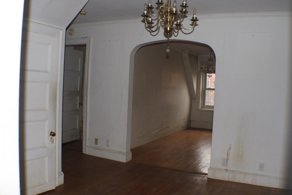 11 Garrison Road, Unit 5 Brookline, MA 02445 - Photo 6 of 17