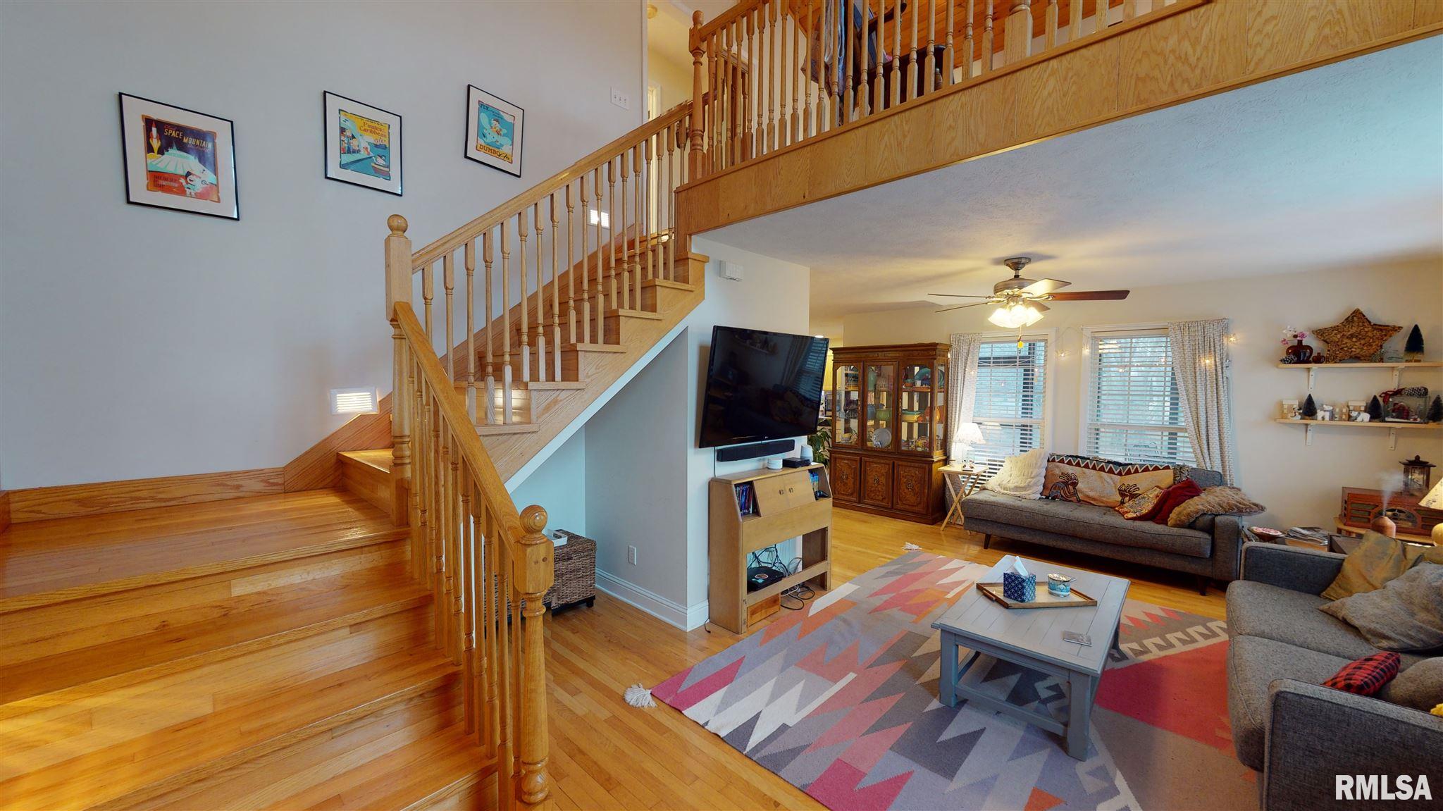 1025 South Tower Road Carbondale, IL 62901 - Photo 3 of 24 Gallery Image 3