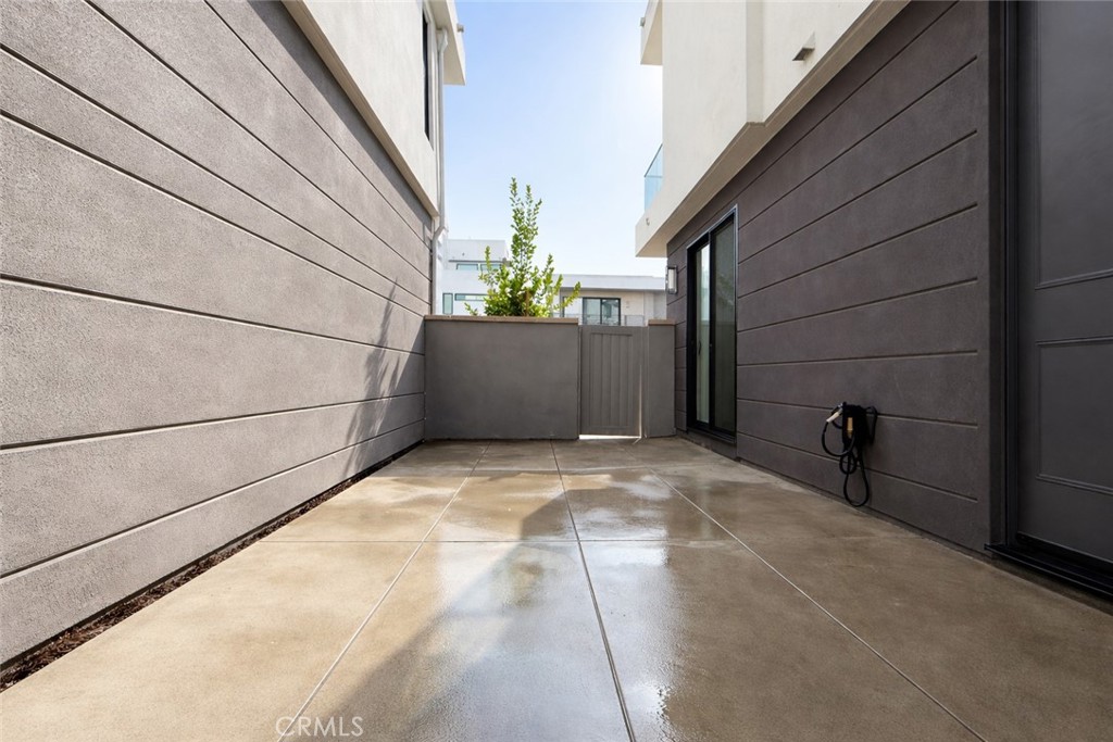 2173 Swaim Way Tustin, CA 92782 - Photo 30 of 34 a view of small space