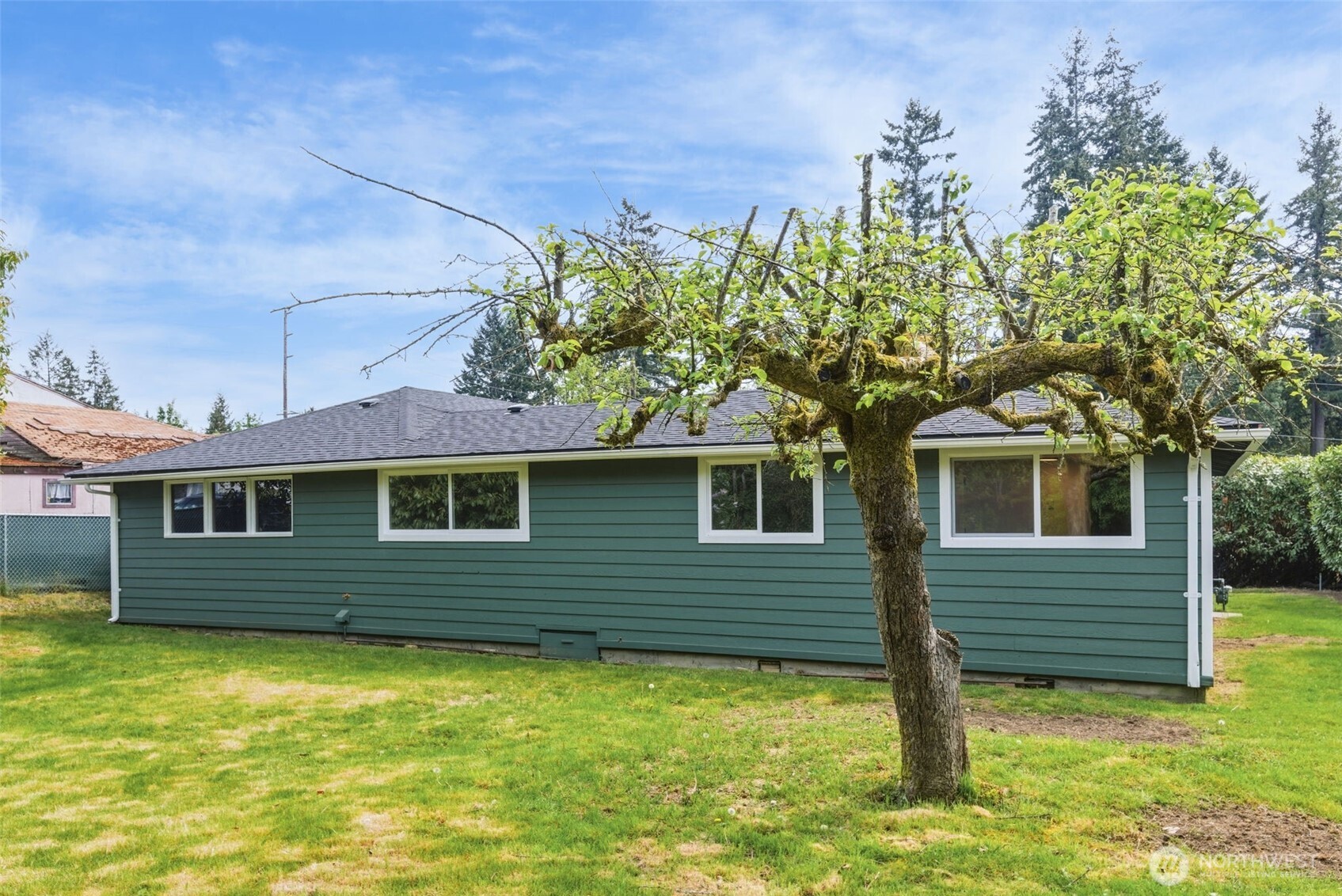 4737 Southeast Foss Road Port Orchard, WA 98366 - Photo 21 of 37