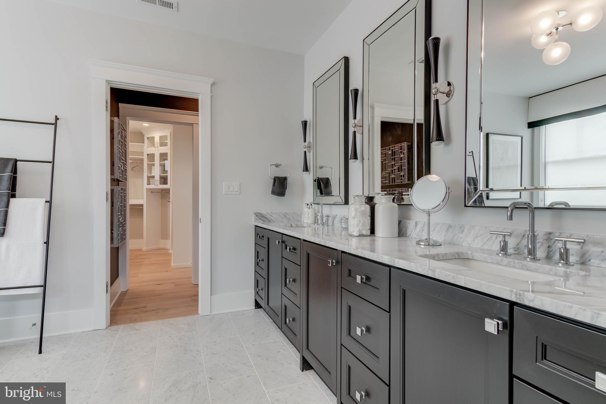 328 Morris Road Newtown Square, PA 19073 - Photo 9 of 21 Primary Bathroom
