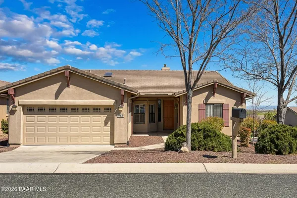 $2,300 | 988 Louie Street, Prescott, AZ 86301