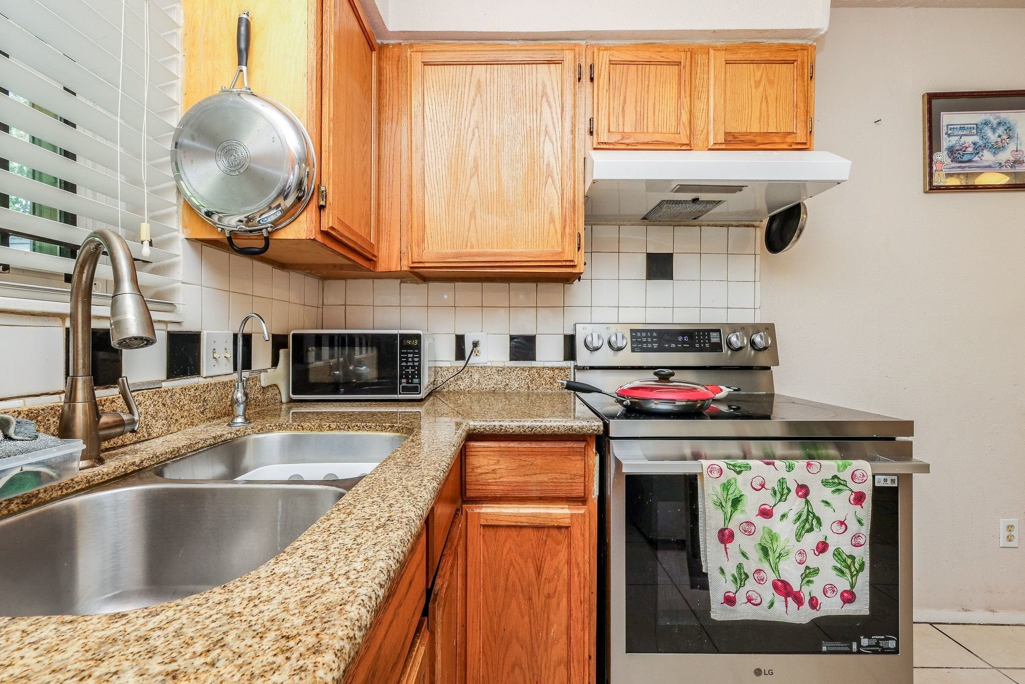 5146 Court Road Houston, TX 77053 - Photo 7 of 20