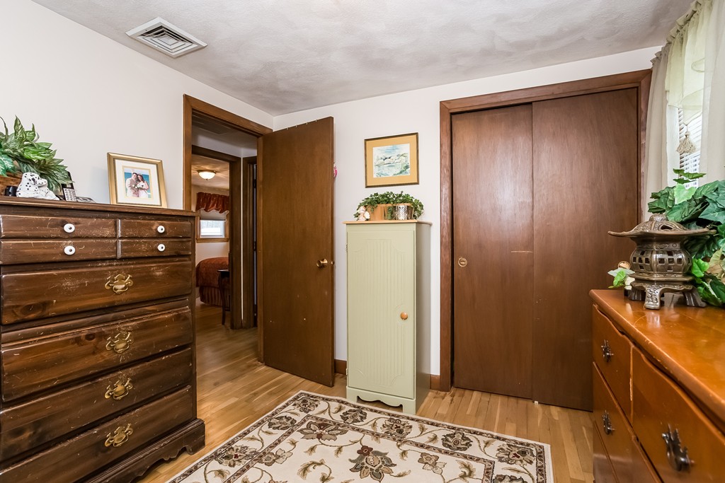 82 Tickle Road Westport, MA 02790 - Photo 17 of 25 Gallery Image 17