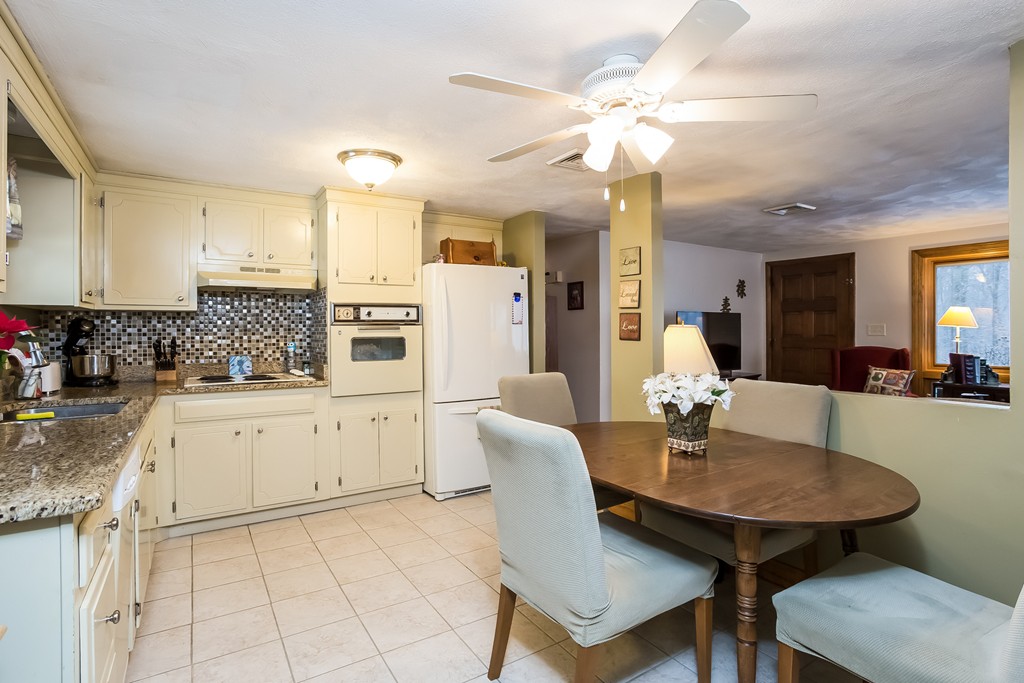 82 Tickle Road Westport, MA 02790 - Photo 10 of 25 Gallery Image 10