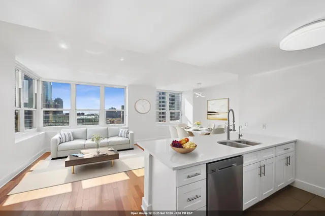 $799,900 | 88 Morgan Street, Unit 1708, Jersey City, NJ 07302