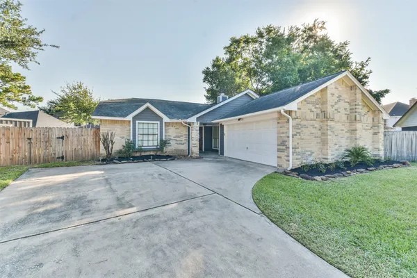 $2,300 | 6023 Sean Court, Humble, TX 77346