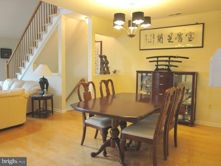 324 Brickhouse Road Princeton, NJ 08540 - Photo 5 of 21 Dining Room