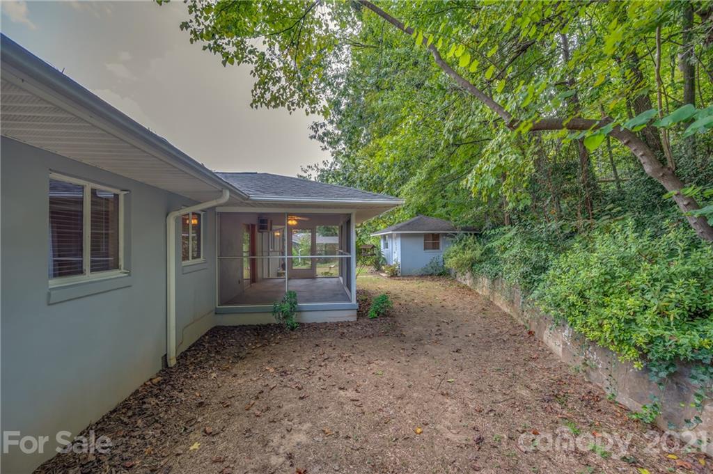 195 Grady Avenue Tryon, NC 28782 - Photo 28 of 31 Gallery Image 28