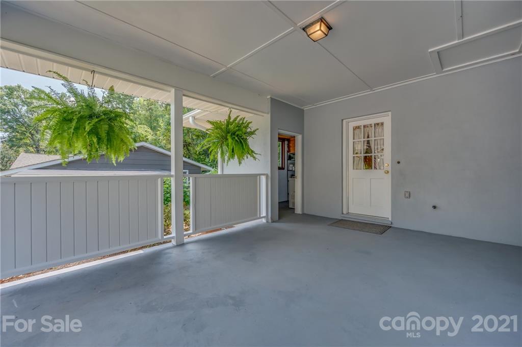195 Grady Avenue Tryon, NC 28782 - Photo 30 of 31 Gallery Image 30