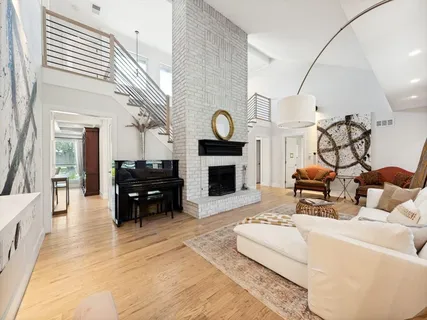 $1,100,000 | 7711 Turnberry Lane, Dallas, TX 75248