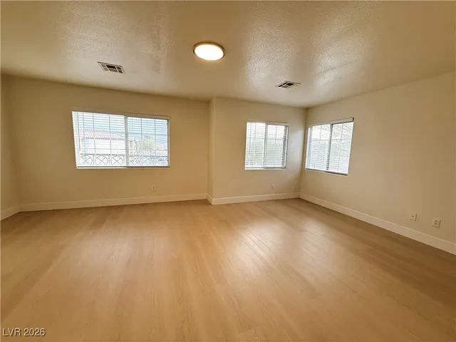 $1,950 | 6079 Clovelly Street, North Las Vegas, NV 89081