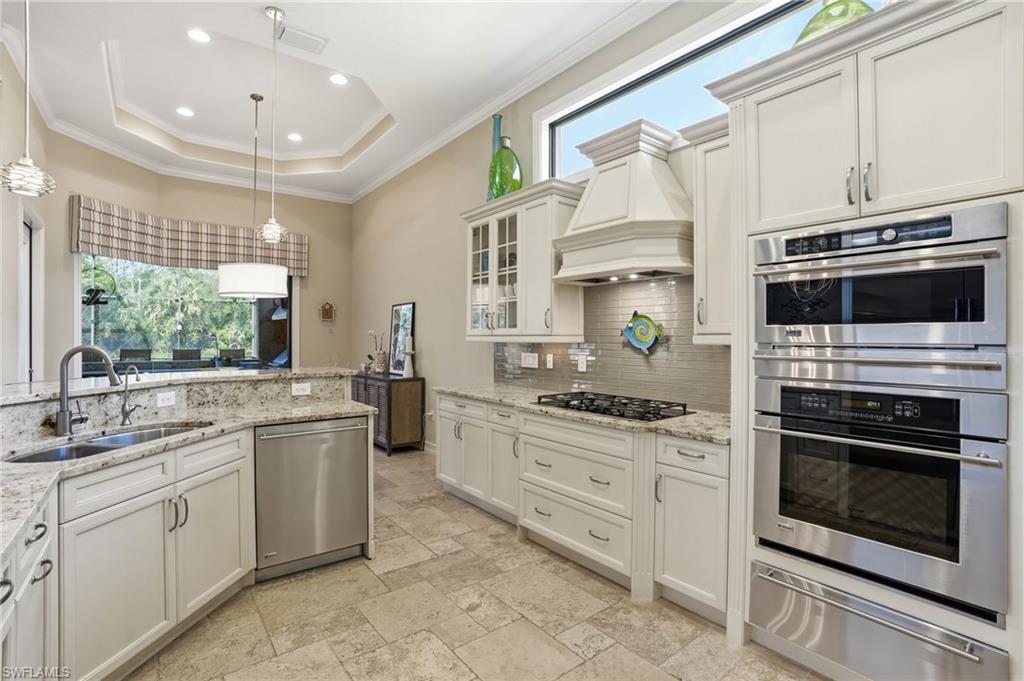 6453 Costa Circle Naples, FL 34113 - Photo 7 of 47