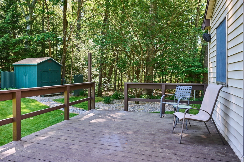20 Cook Road Easthampton, MA 01027 - Photo 25 of 37