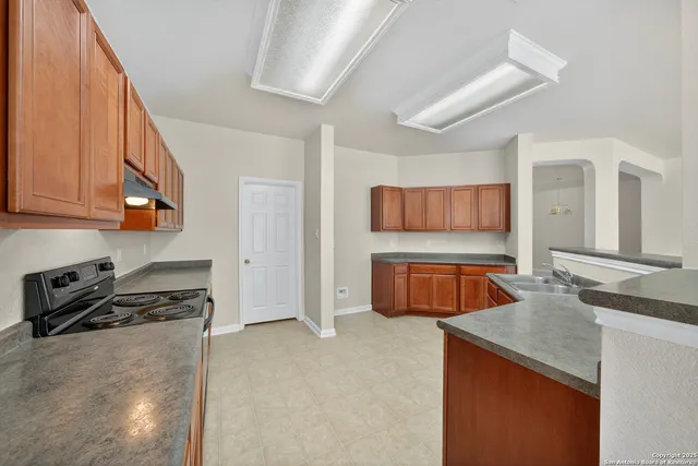 $299,950 | 221 Springtree Cove, Cibolo, TX 78108