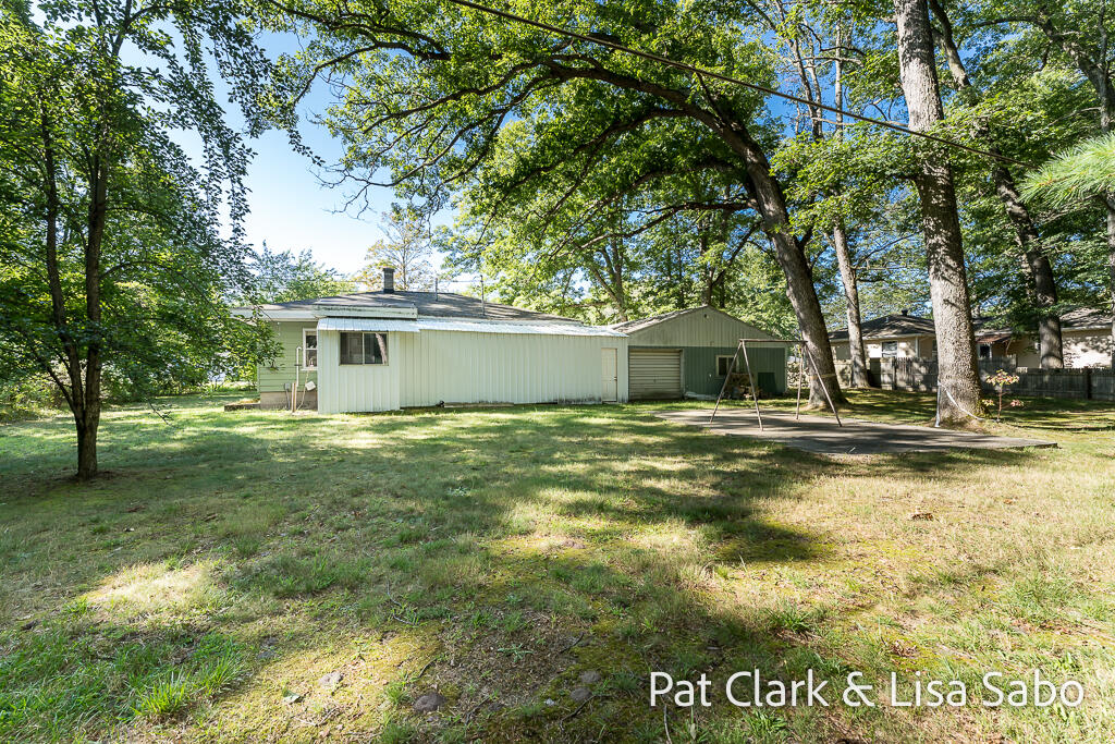 13983 State Road Nunica, MI 49448 - Photo 12 of 33 13983StateRd-12LoRes
