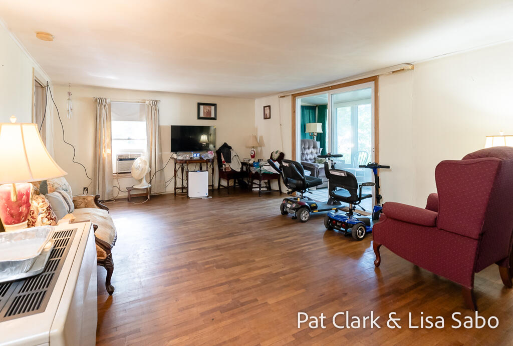 13983 State Road Nunica, MI 49448 - Photo 18 of 33 13983StateRd-18LoRes