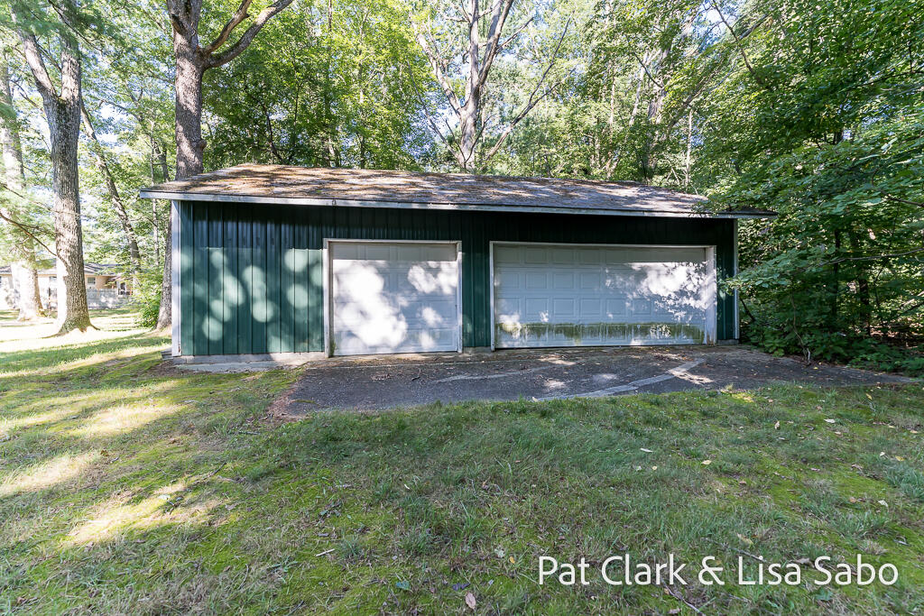 13983 State Road Nunica, MI 49448 - Photo 9 of 33 13983StateRd-9LoRes