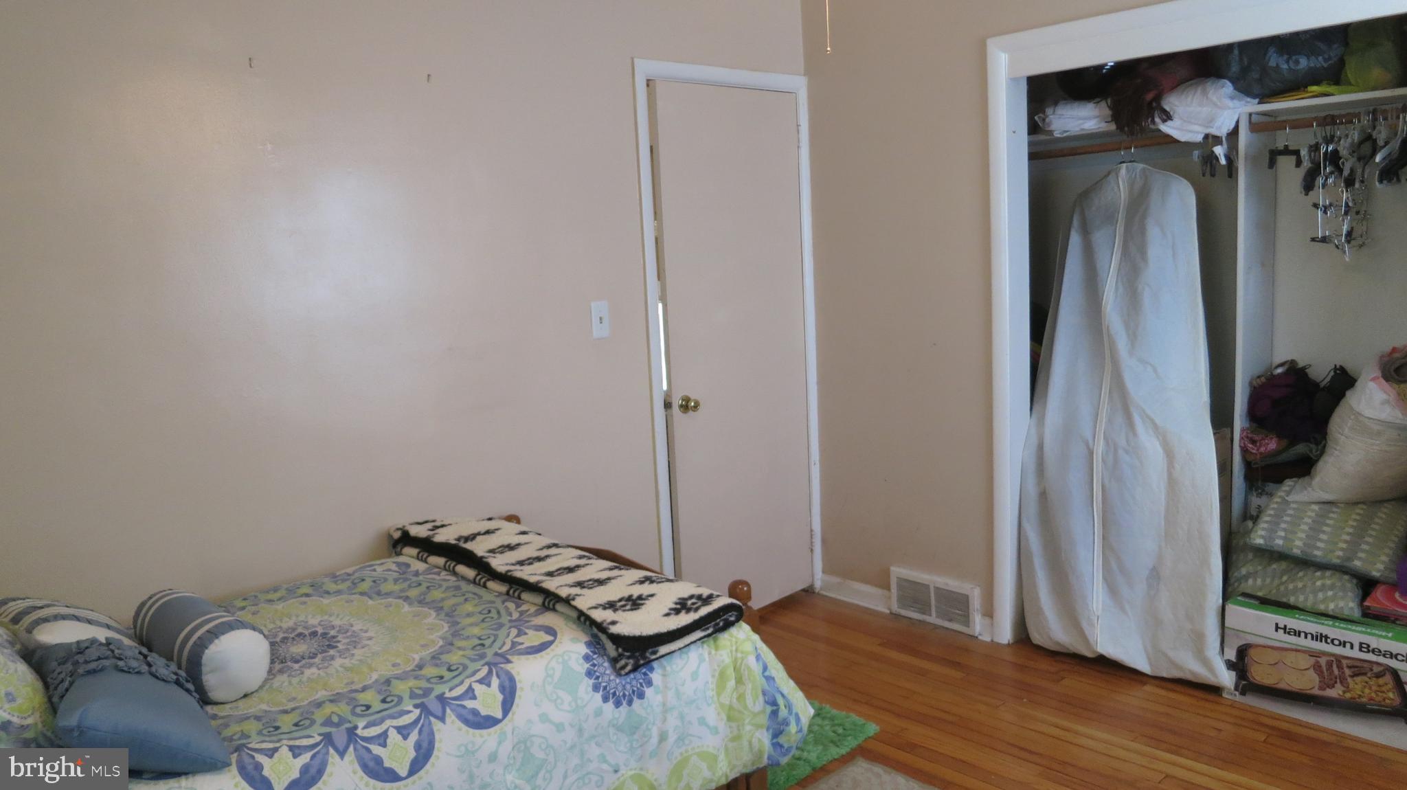 79 Ewingville Road Ewing, NJ 08638 - Photo 25 of 67 a bathroom with a sink and a mirror