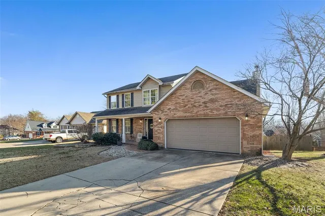 $315,000 | 209 Sturbridge Boulevard, Glen Carbon, IL 62034