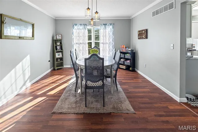 $315,000 | 209 Sturbridge Boulevard, Glen Carbon, IL 62034