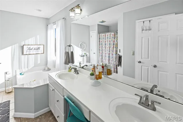 $315,000 | 209 Sturbridge Boulevard, Glen Carbon, IL 62034