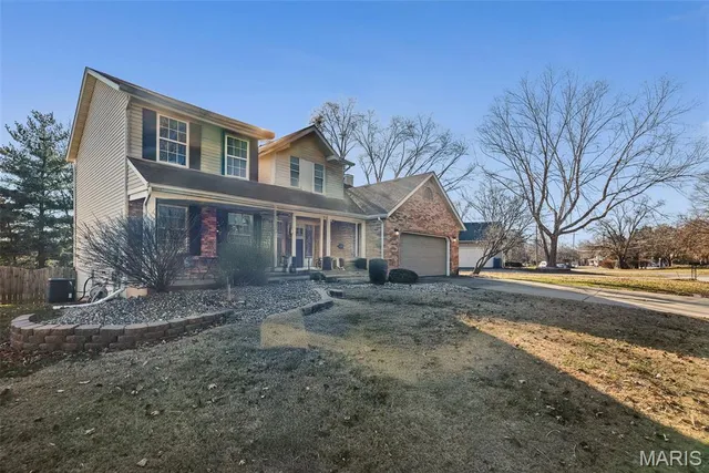 $315,000 | 209 Sturbridge Boulevard, Glen Carbon, IL 62034
