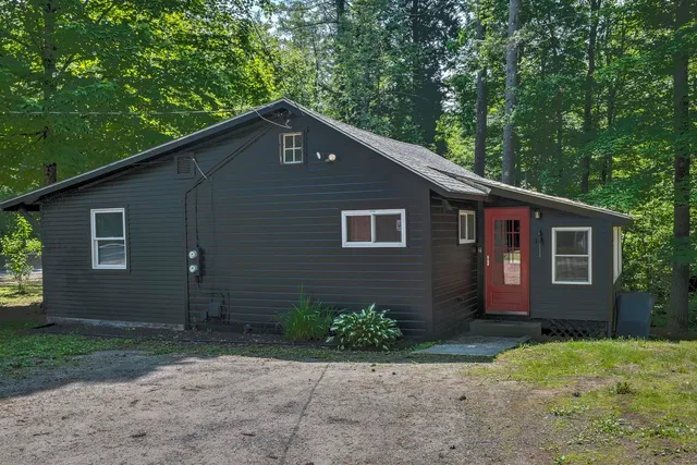 $360,000 | 49 Forest Lake Circle, Winchester, NH 03470