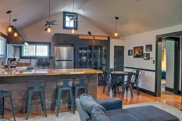 $360,000 | 49 Forest Lake Circle, Winchester, NH 03470