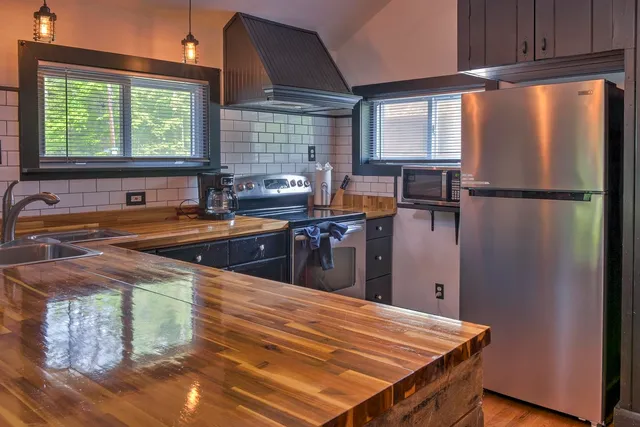 $360,000 | 49 Forest Lake Circle, Winchester, NH 03470