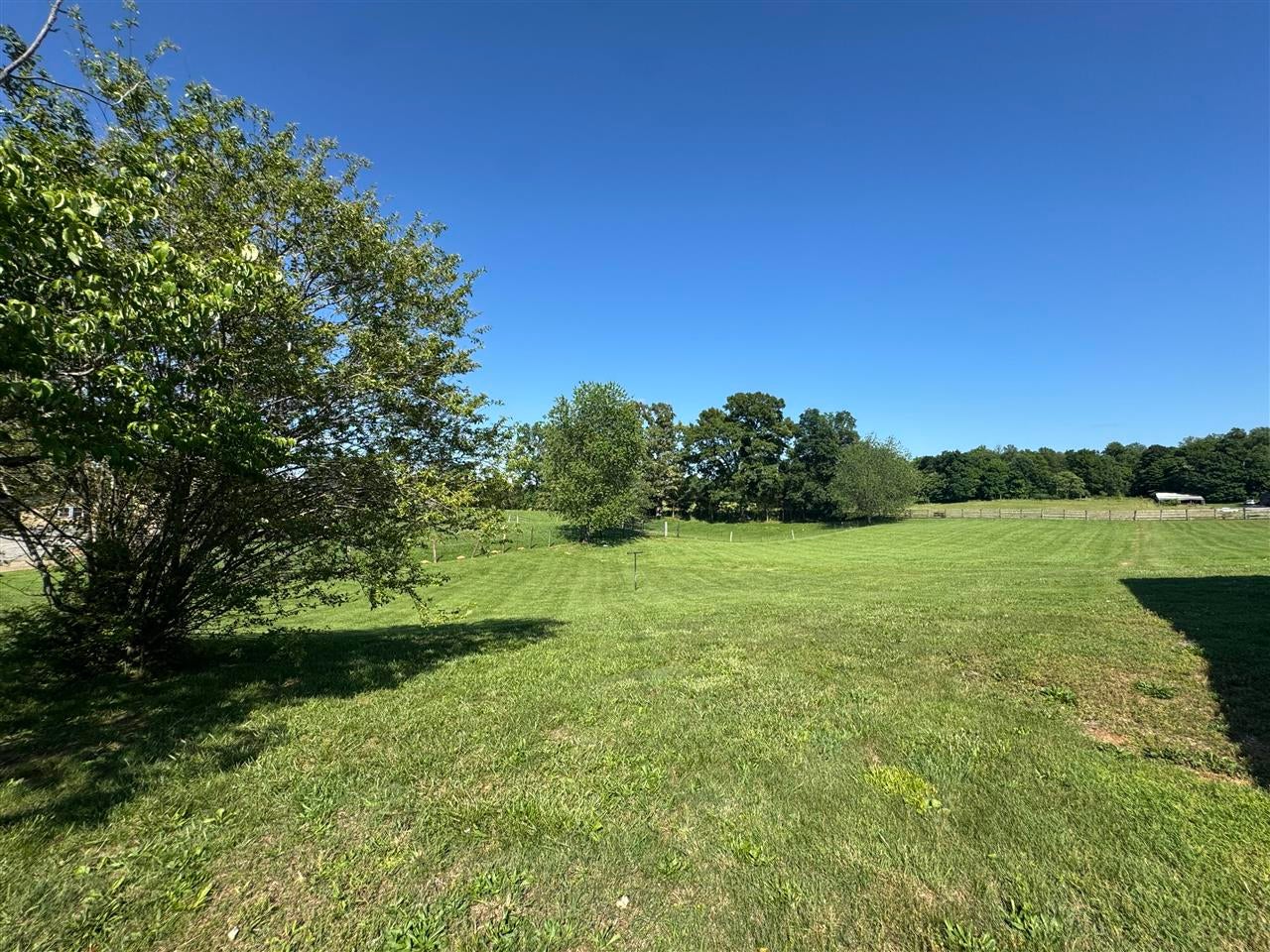 3530 Cemetery Road Scottsville, KY 42164 - Photo 21 of 23 Gallery Image 21