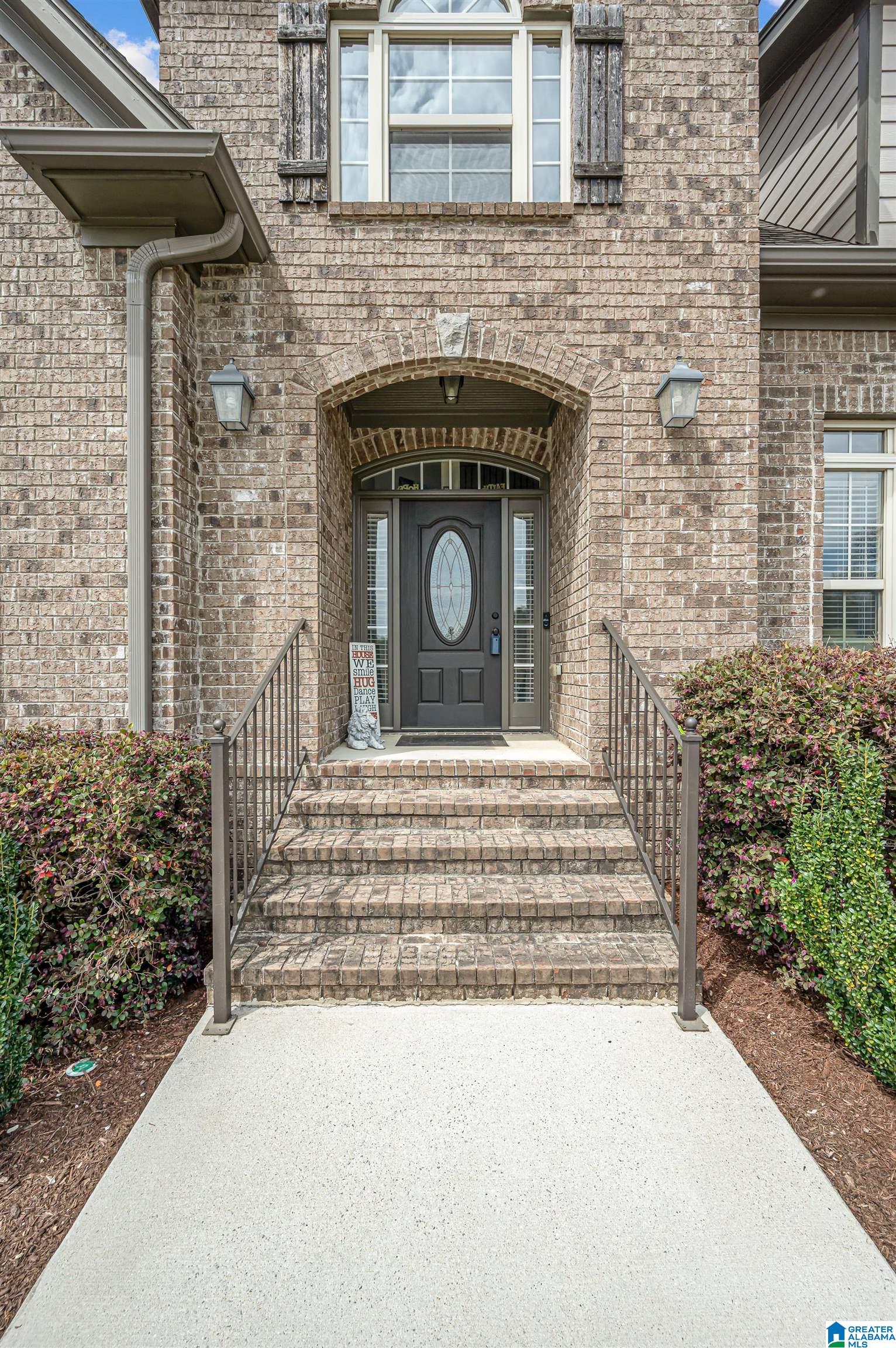 613 Overlook Road Fultondale, AL 35068 - Photo 4 of 56