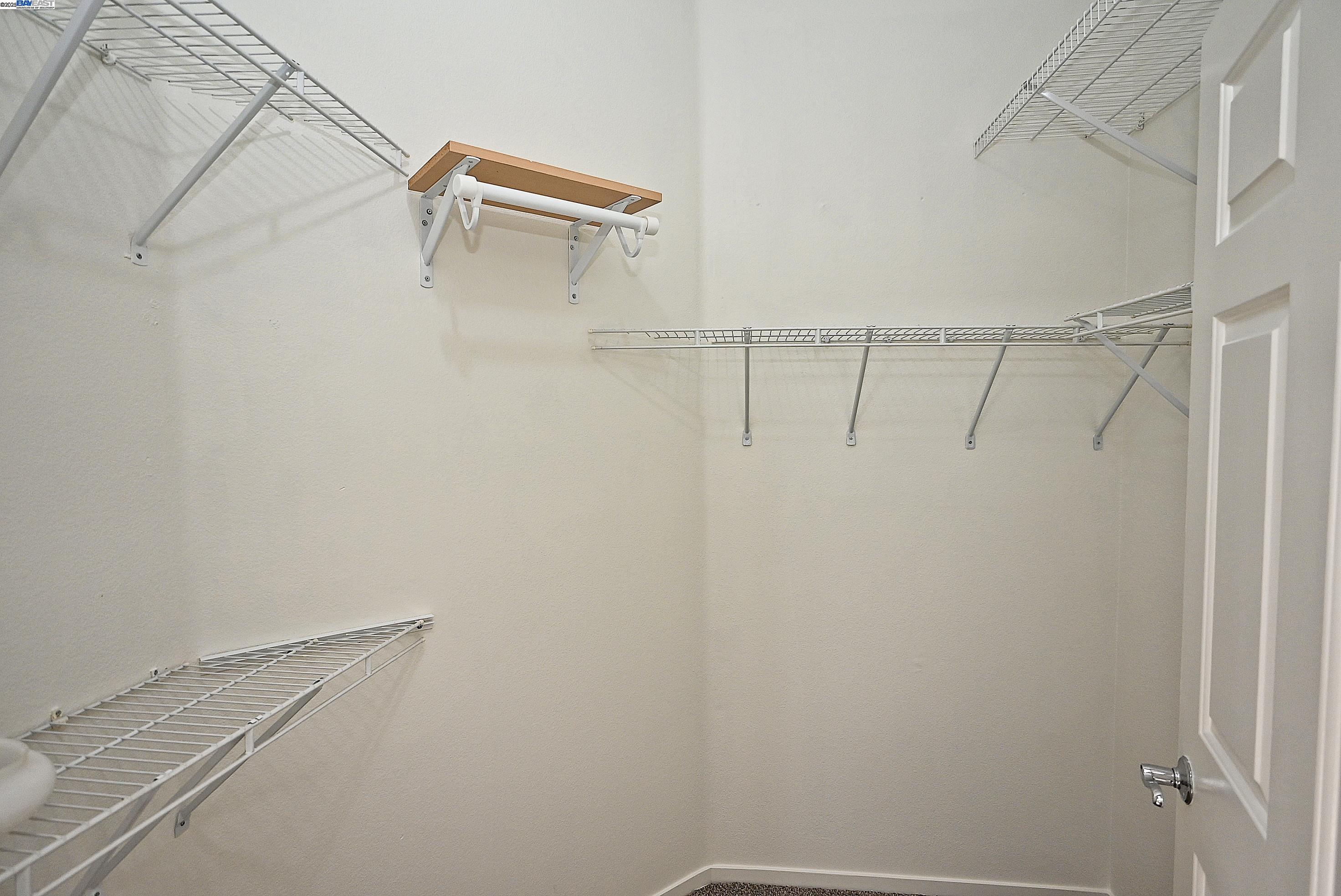 280 Caldecott Lane, Unit 221 Oakland, CA 94618 - Photo 20 of 31 a view of small space