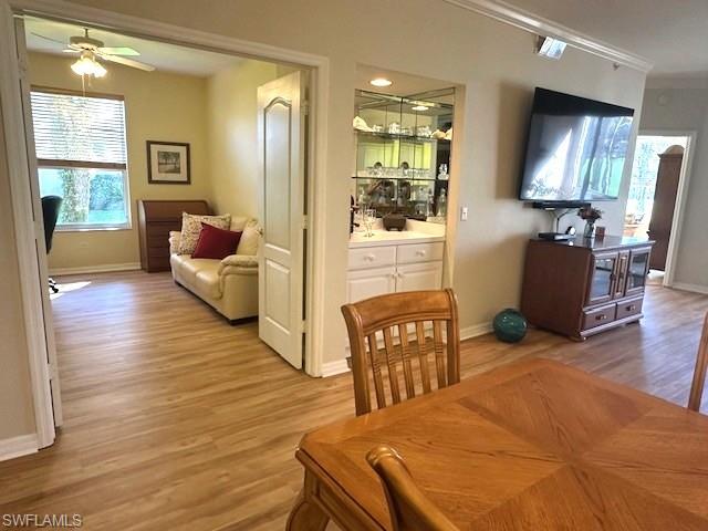 Beautiful end-unit Abbey with large south facing windows.